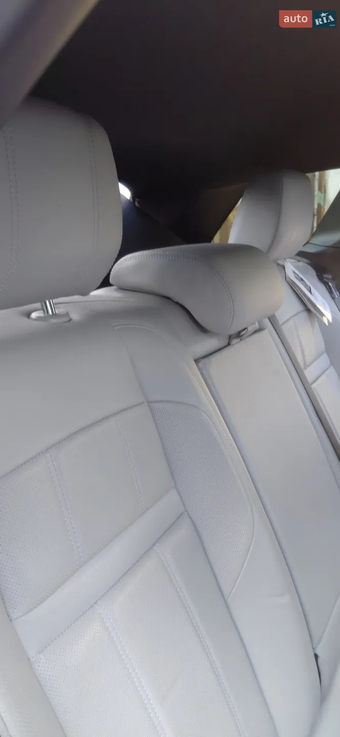 2019 Land Rover Range Rover Evoque - мініатюра 35