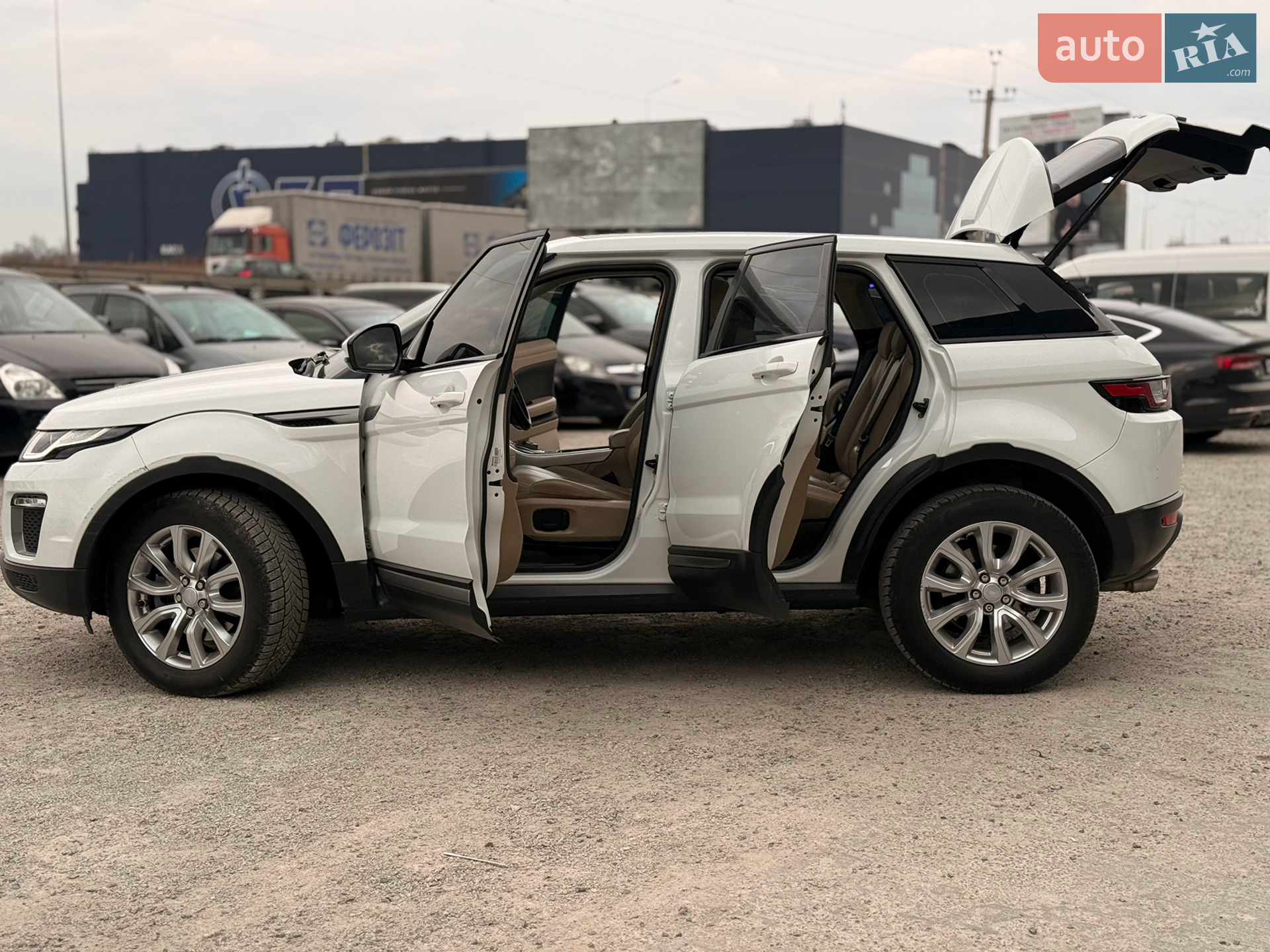 2016 Land Rover Range Rover Evoque - мініатюра 23