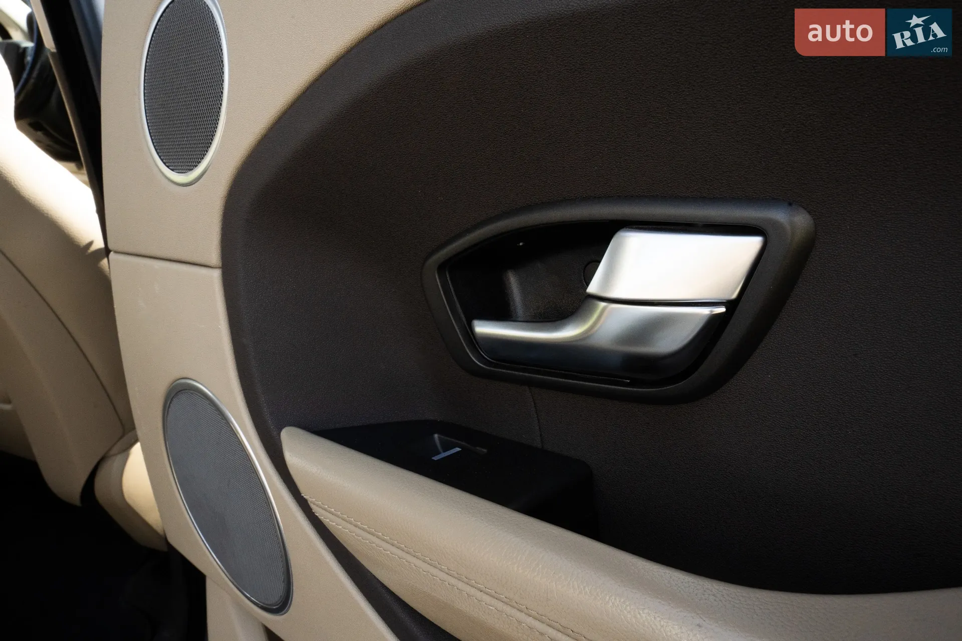 2013 Land Rover Range Rover Evoque - мініатюра 16
