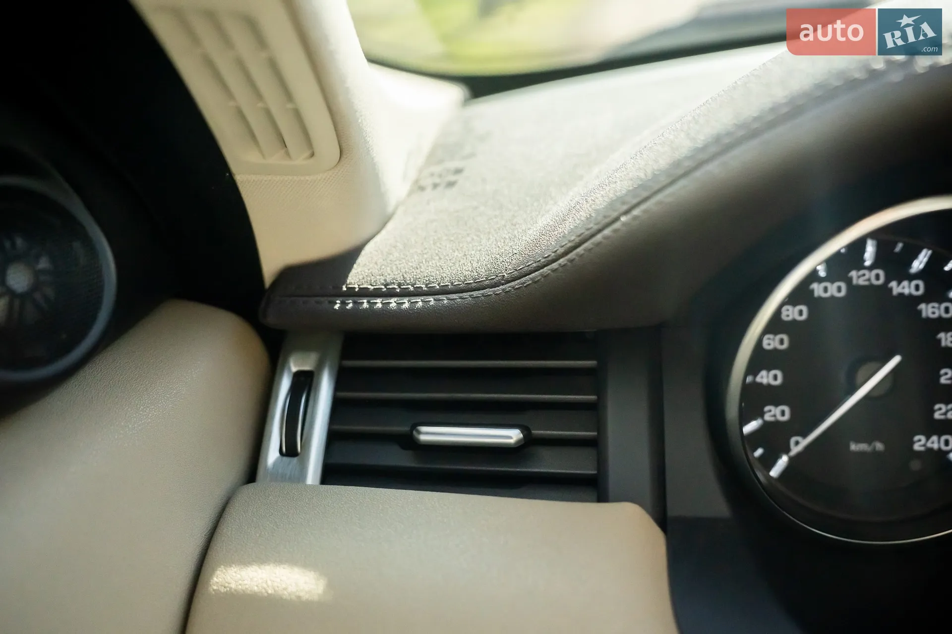 2013 Land Rover Range Rover Evoque - мініатюра 46