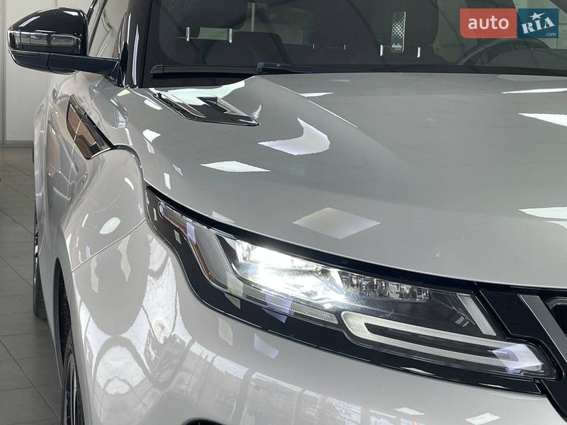 Внедорожник / Кроссовер Land Rover Range Rover Evoque 2019 в Киеве