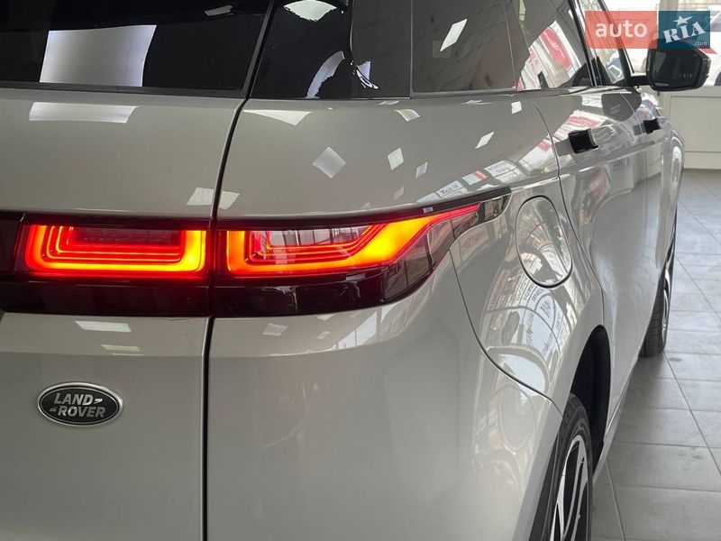 Внедорожник / Кроссовер Land Rover Range Rover Evoque 2019 в Киеве