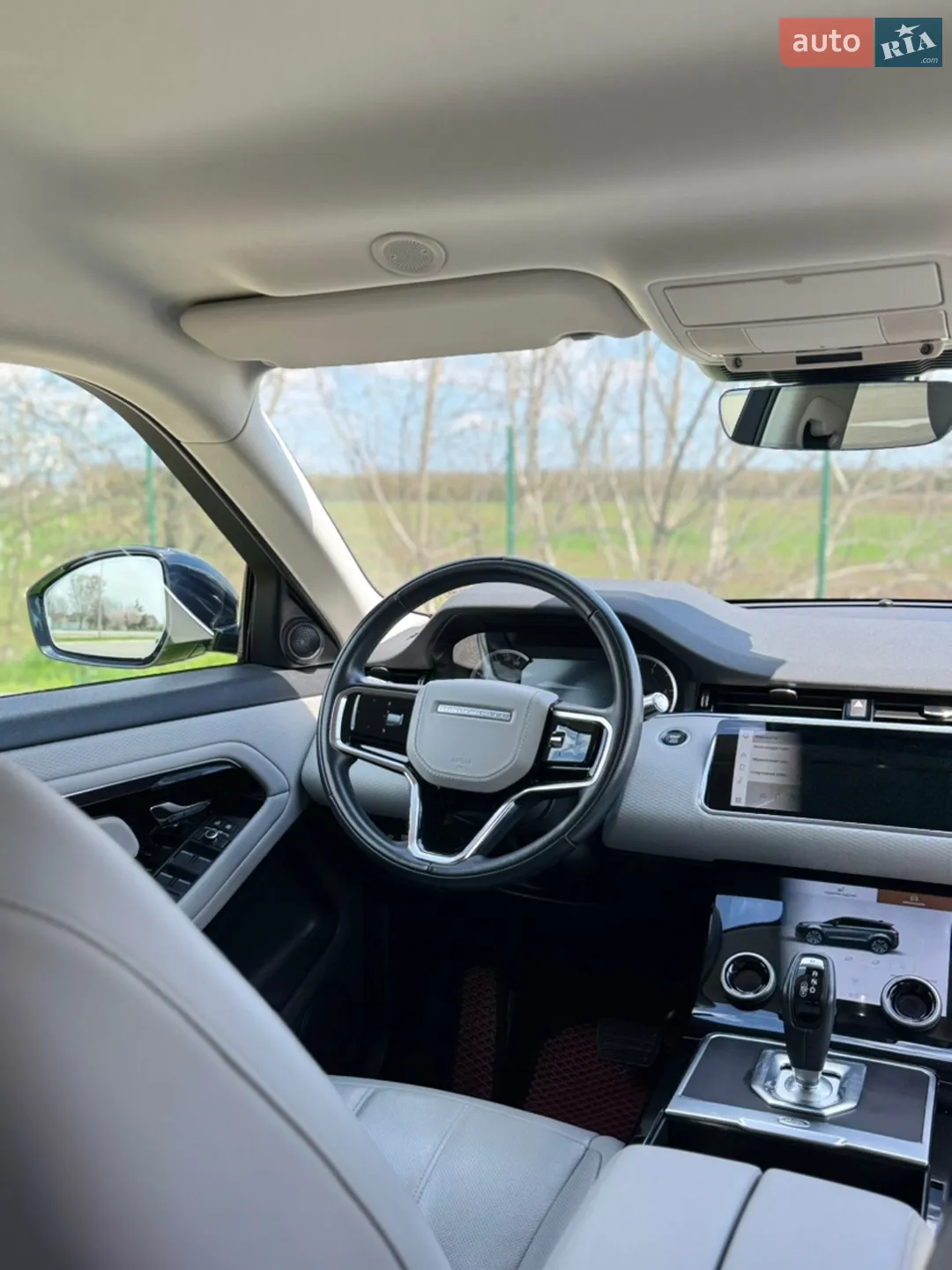 2021 Land Rover Range Rover Evoque - мініатюра 32