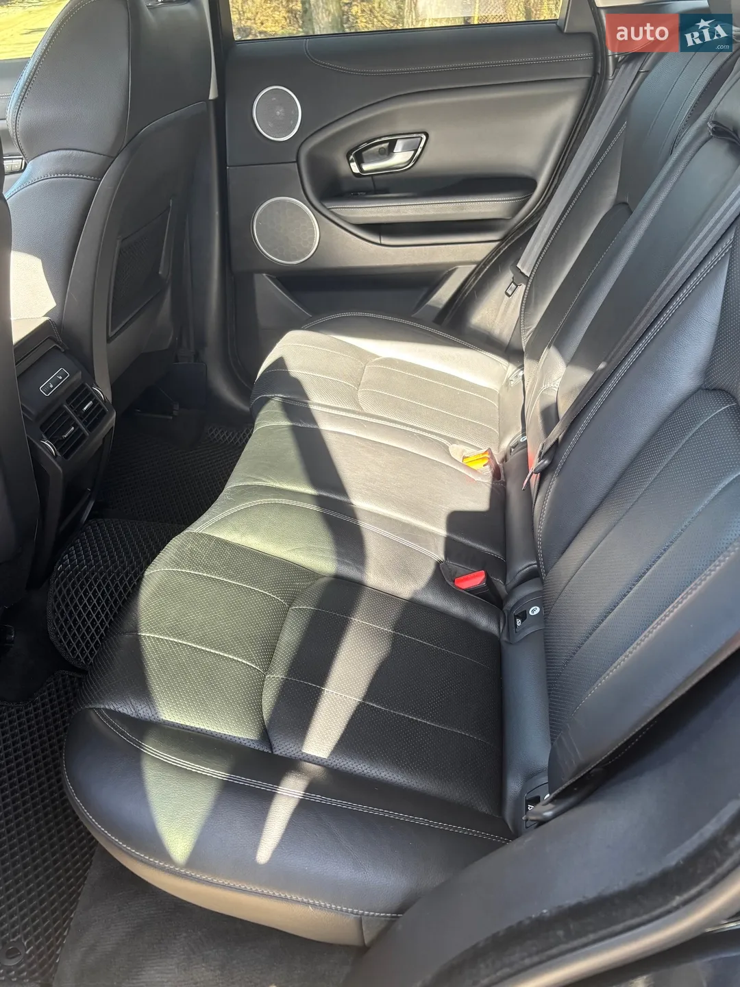 2015 Land Rover Range Rover Evoque - мініатюра 37