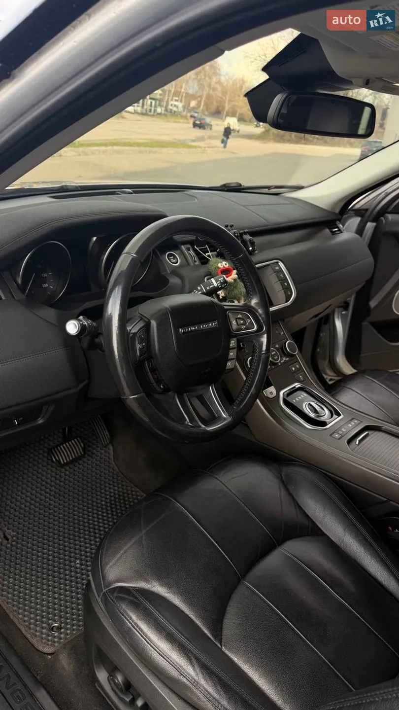 2017 Land Rover Range Rover Evoque - мініатюра 35