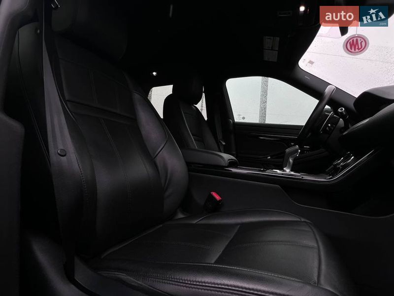 Внедорожник / Кроссовер Land Rover Range Rover Evoque 2021 в Киеве