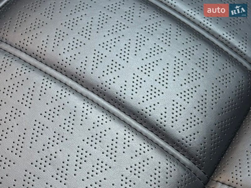 Внедорожник / Кроссовер Land Rover Range Rover Evoque 2019 в Ивано-Франковске фото 48 Внедорожник / Кроссовер Land Rover Range Rover Evoque 2019 в Ивано-Франковске