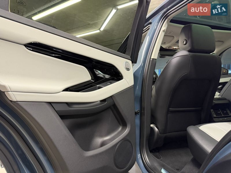 Внедорожник / Кроссовер Land Rover Range Rover Evoque 2024 в Одессе