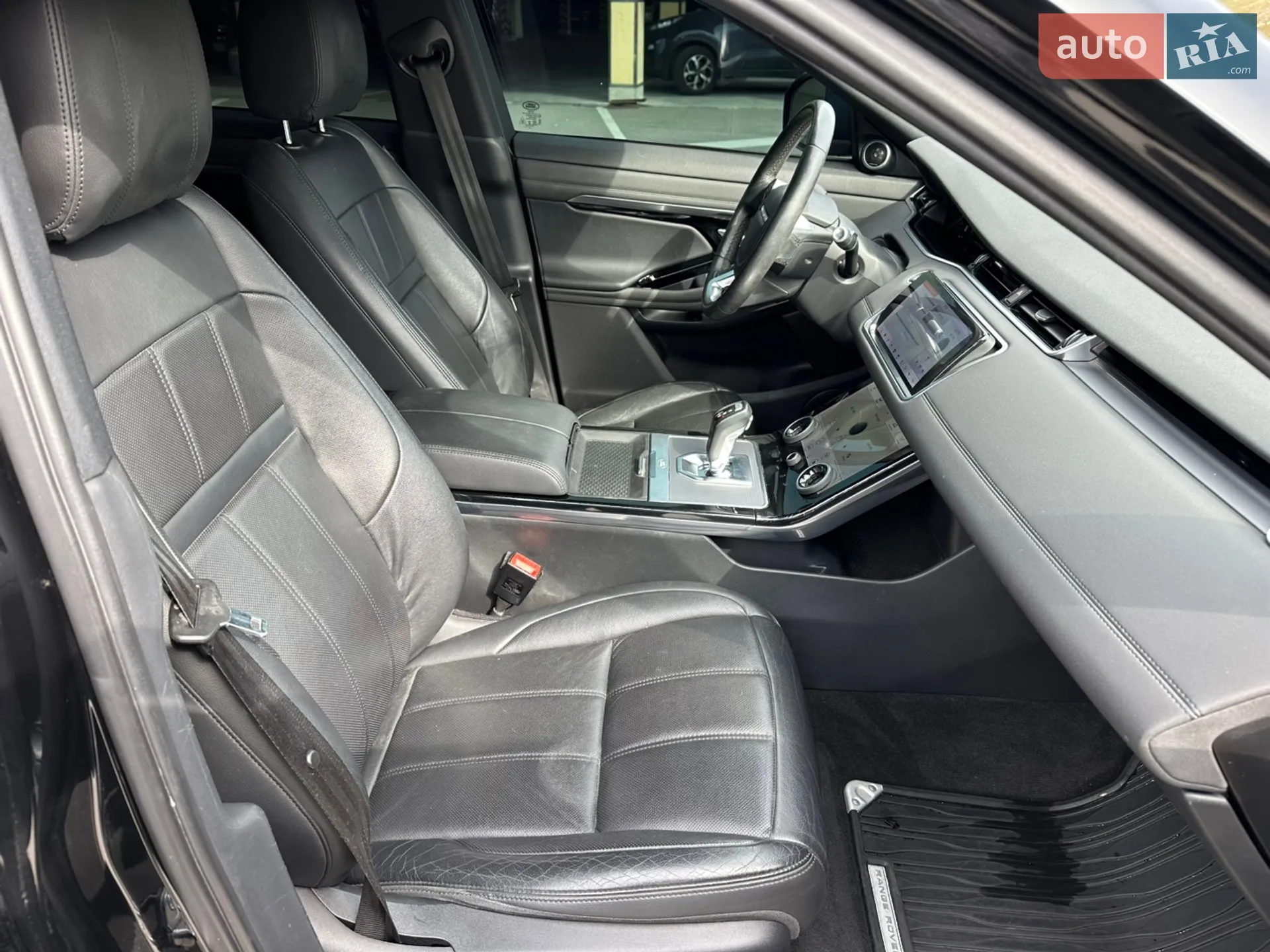 2020 Land Rover Range Rover Evoque - мініатюра 28