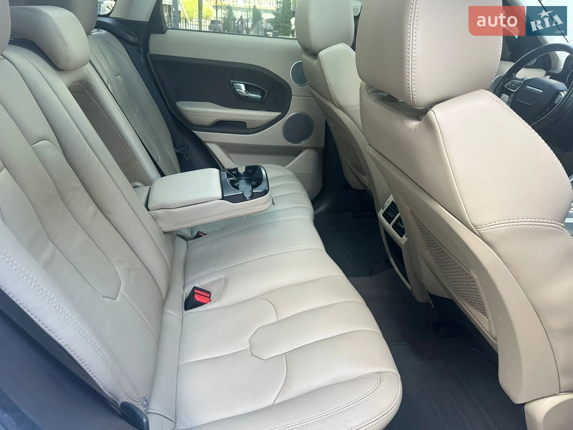 2015 Land Rover Range Rover Evoque - мініатюра 27
