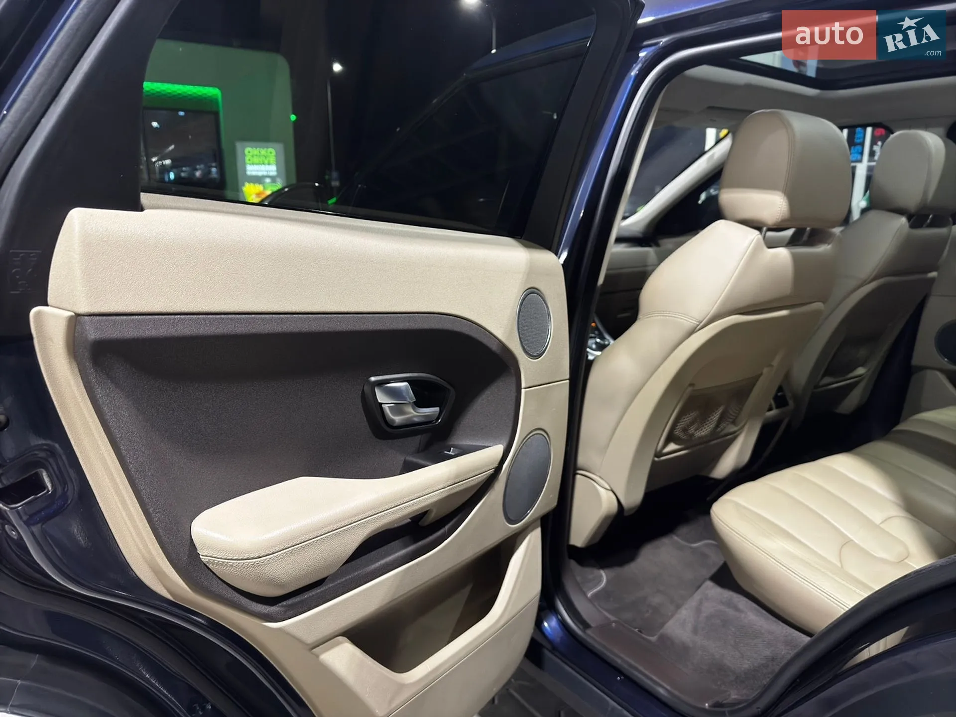 2014 Land Rover Range Rover Evoque - мініатюра 32