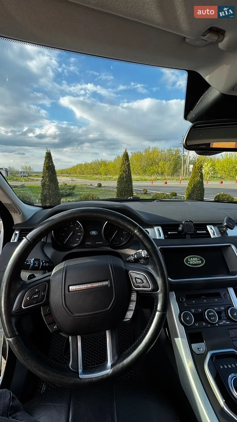 2017 Land Rover Range Rover Evoque - мініатюра 17