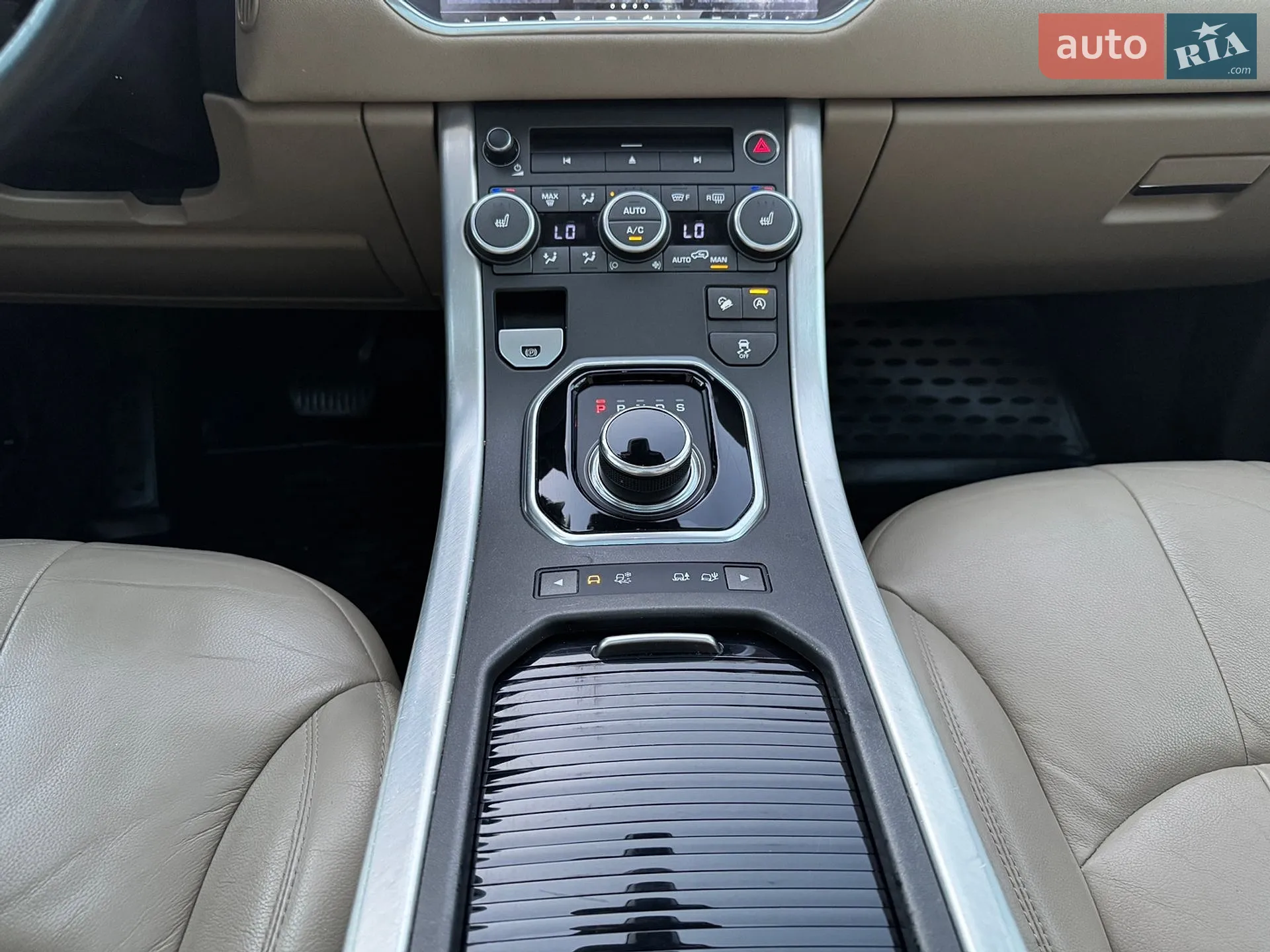 2016 Land Rover Range Rover Evoque - мініатюра 47