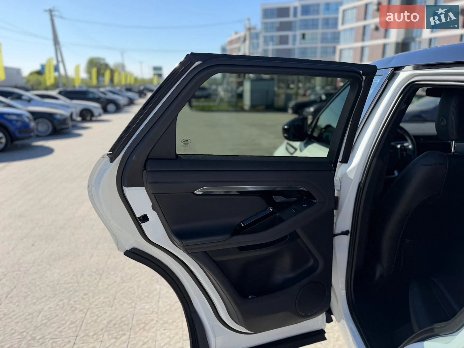 2020 Land Rover Range Rover Evoque - мініатюра 22