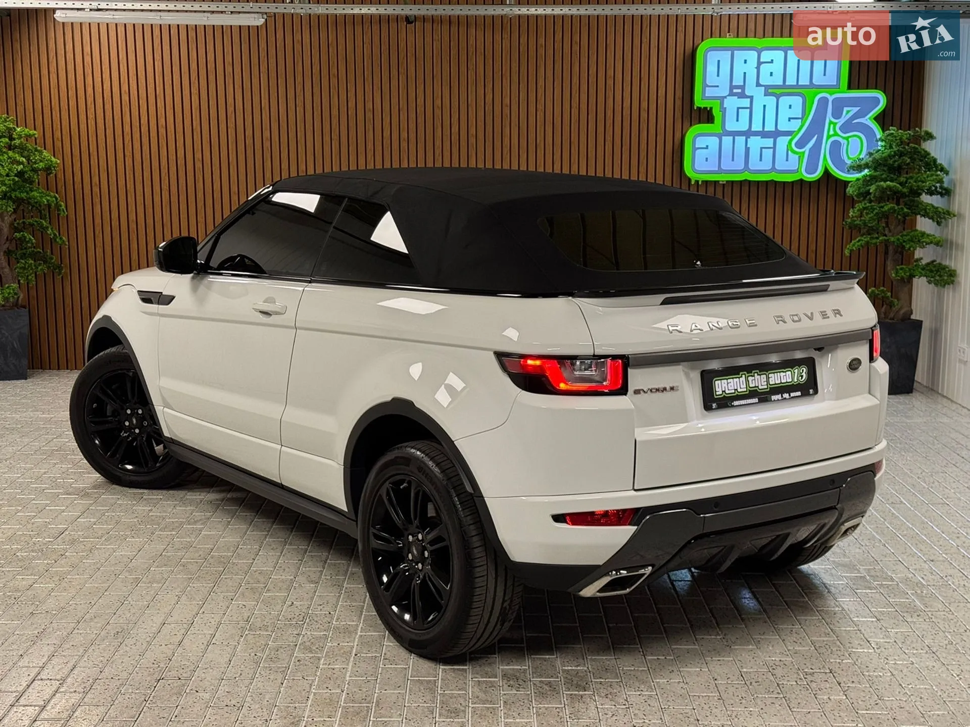 2017 Land Rover Range Rover Evoque - мініатюра 54