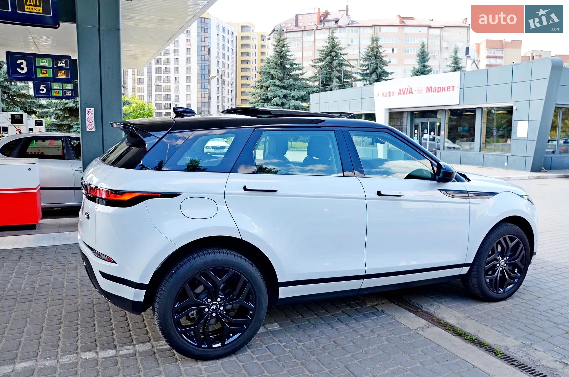 2019 Land Rover Range Rover Evoque - мініатюра 15