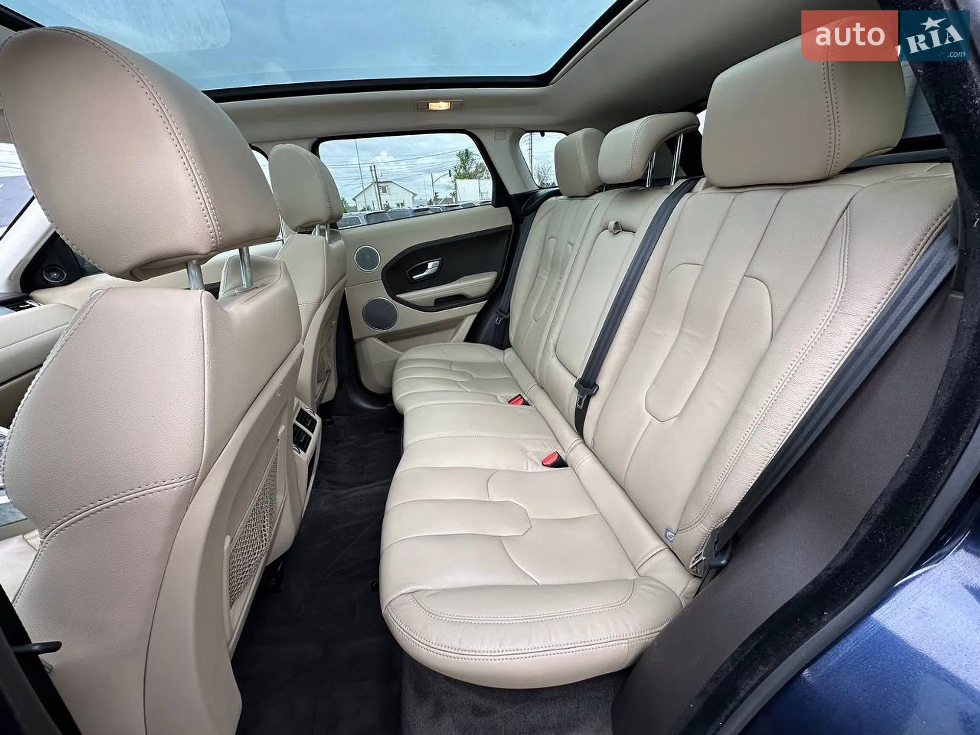 2015 Land Rover Range Rover Evoque - мініатюра 16