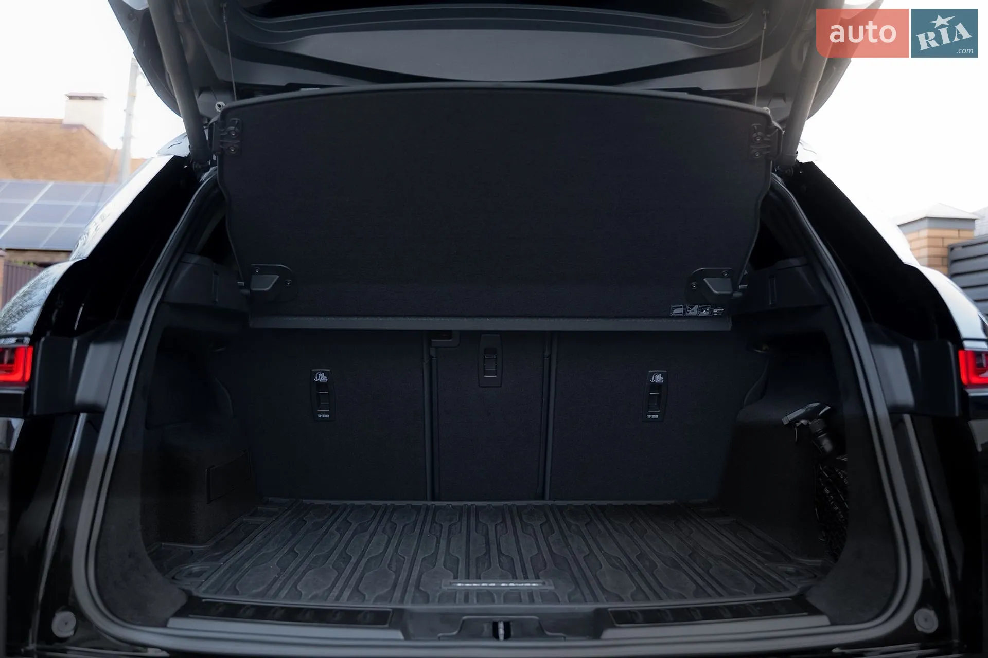 2021 Land Rover Range Rover Evoque - мініатюра 34
