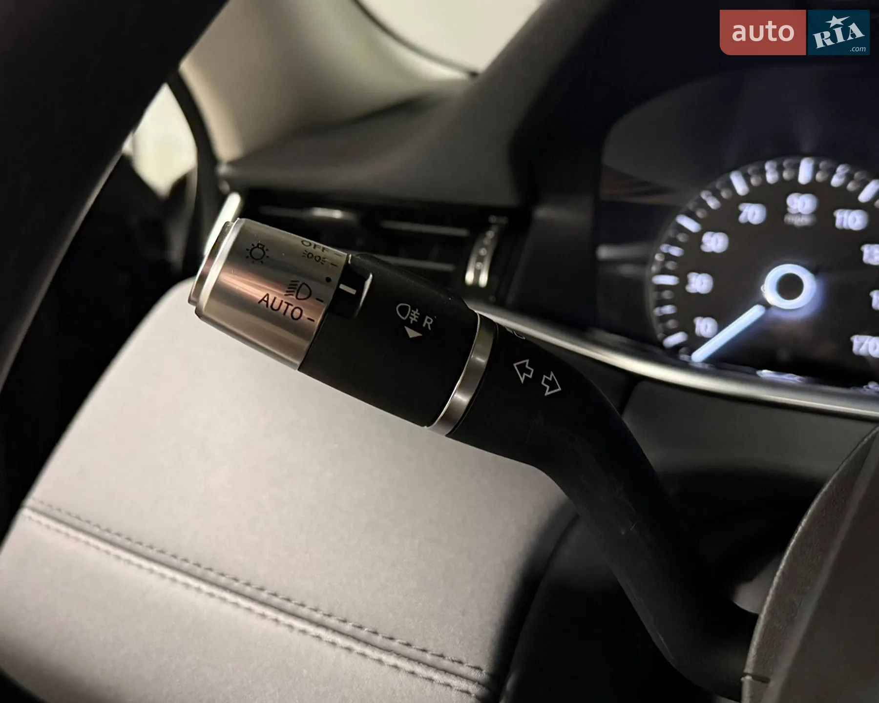 2020 Land Rover Range Rover Evoque - мініатюра 32