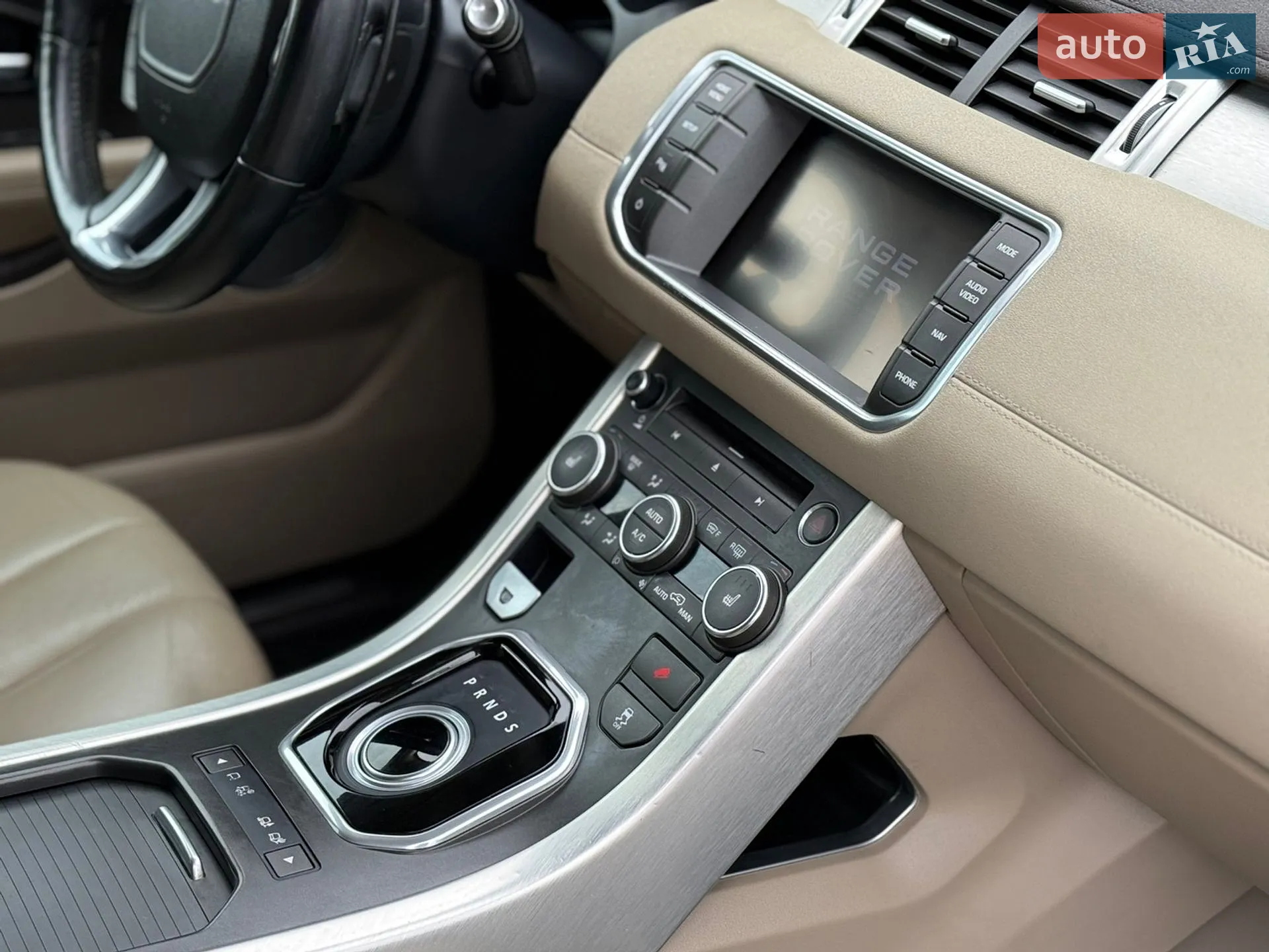2012 Land Rover Range Rover Evoque - мініатюра 21