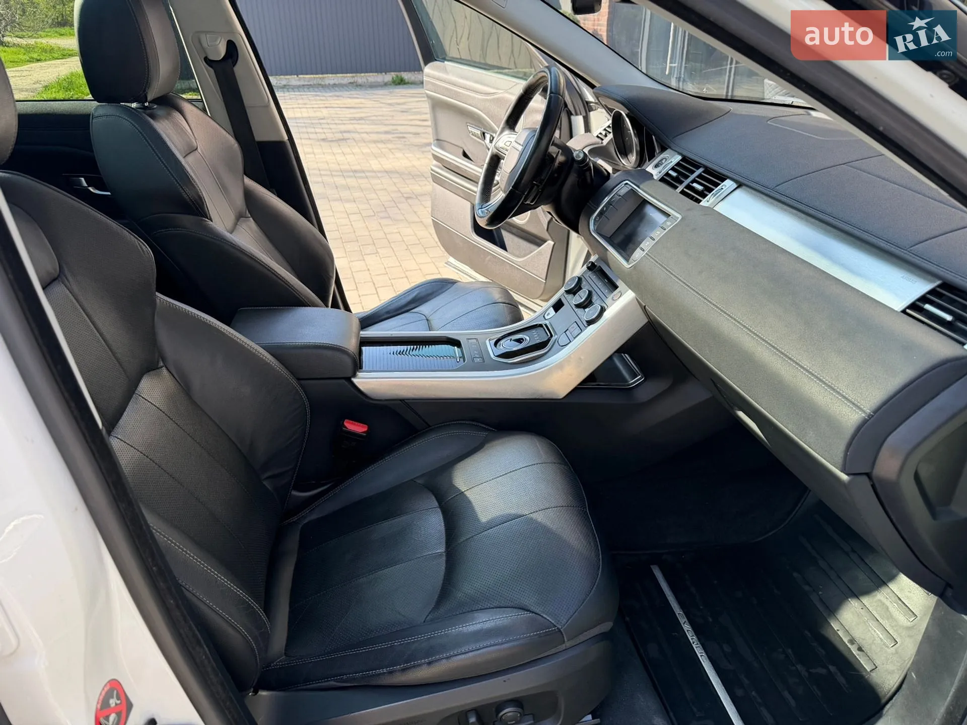 2016 Land Rover Range Rover Evoque - мініатюра 22