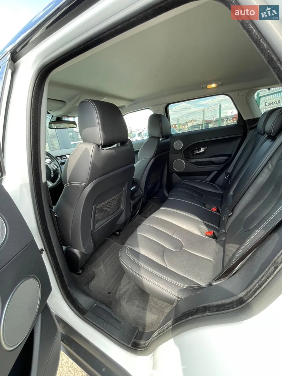 2014 Land Rover Range Rover Evoque - мініатюра 17
