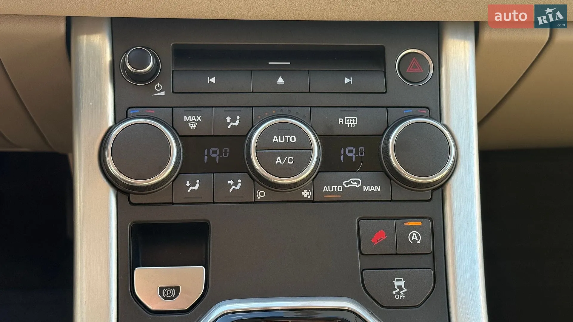 2015 Land Rover Range Rover Evoque - мініатюра 16