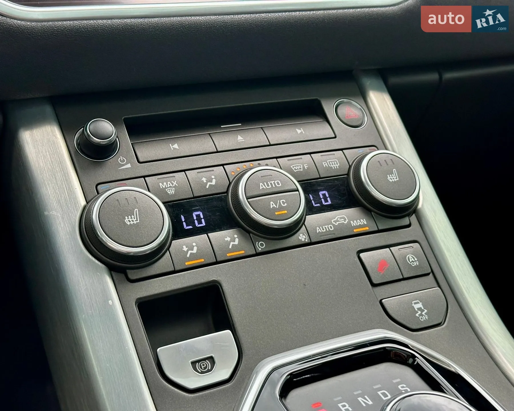 2018 Land Rover Range Rover Evoque - мініатюра 27