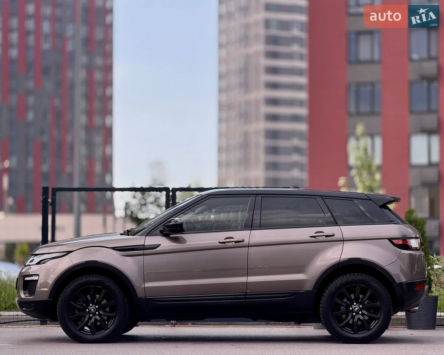 2018 Land Rover Range Rover Evoque - мініатюра 10