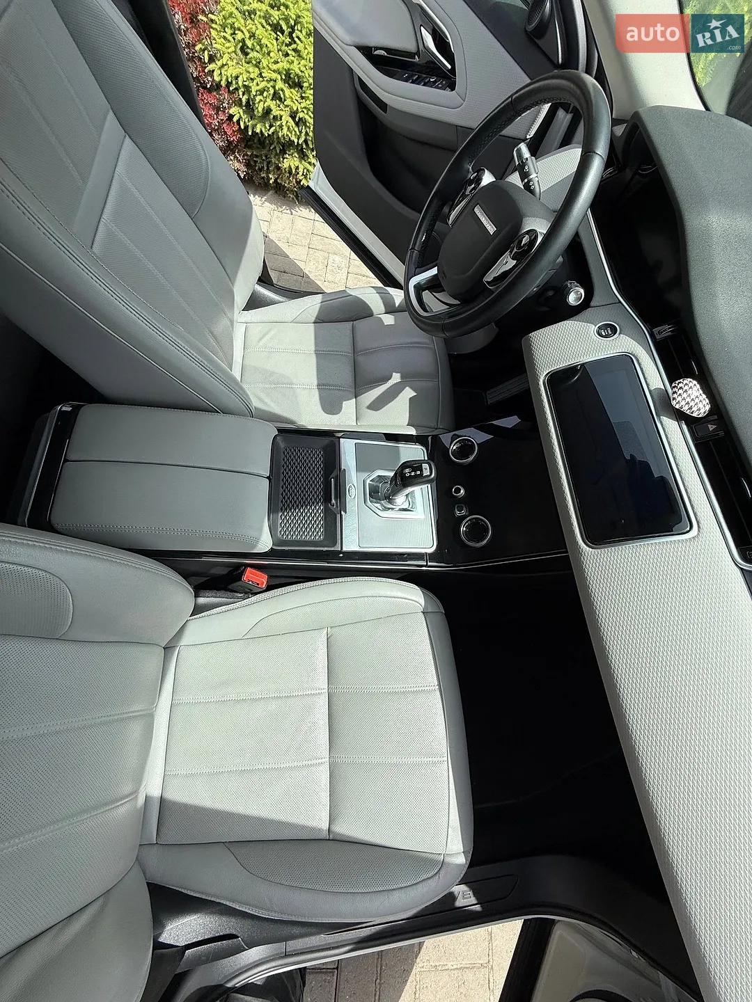 2020 Land Rover Range Rover Evoque - мініатюра 21