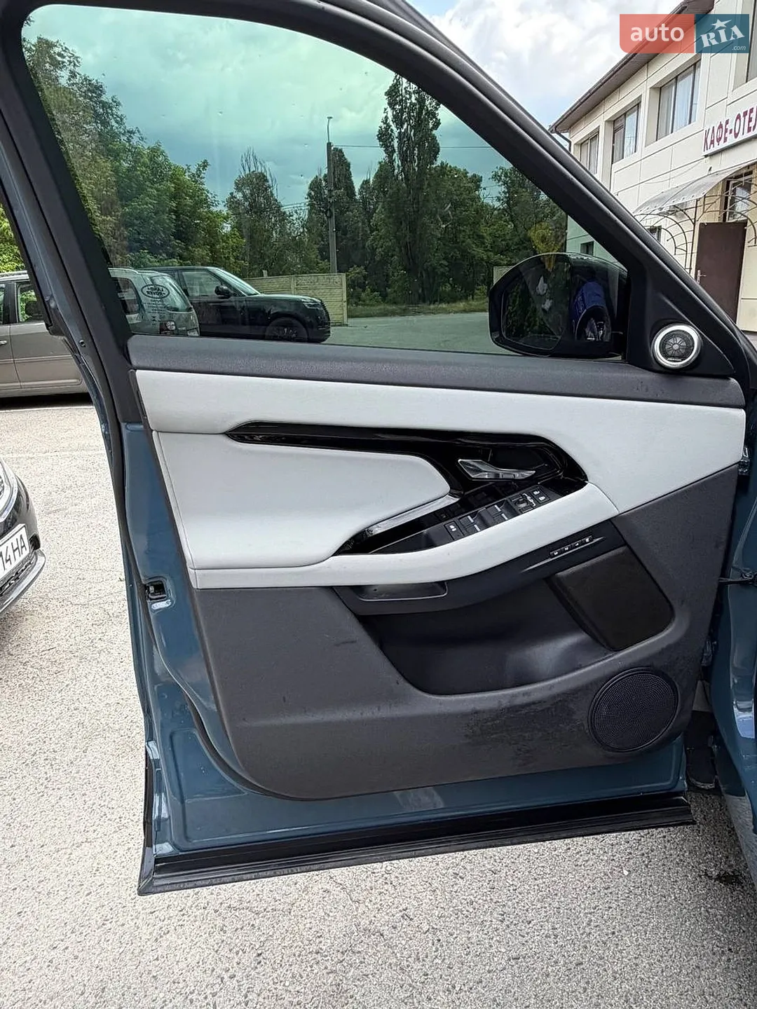 2023 Land Rover Range Rover Evoque - мініатюра 18