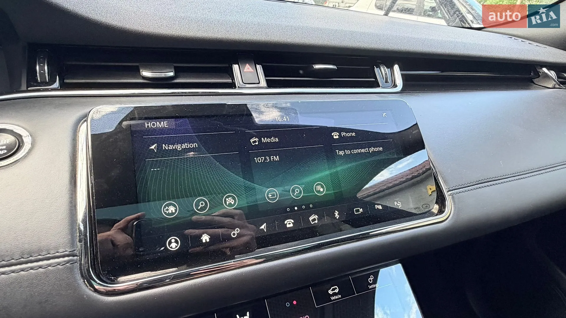 2019 Land Rover Range Rover Evoque - мініатюра 27