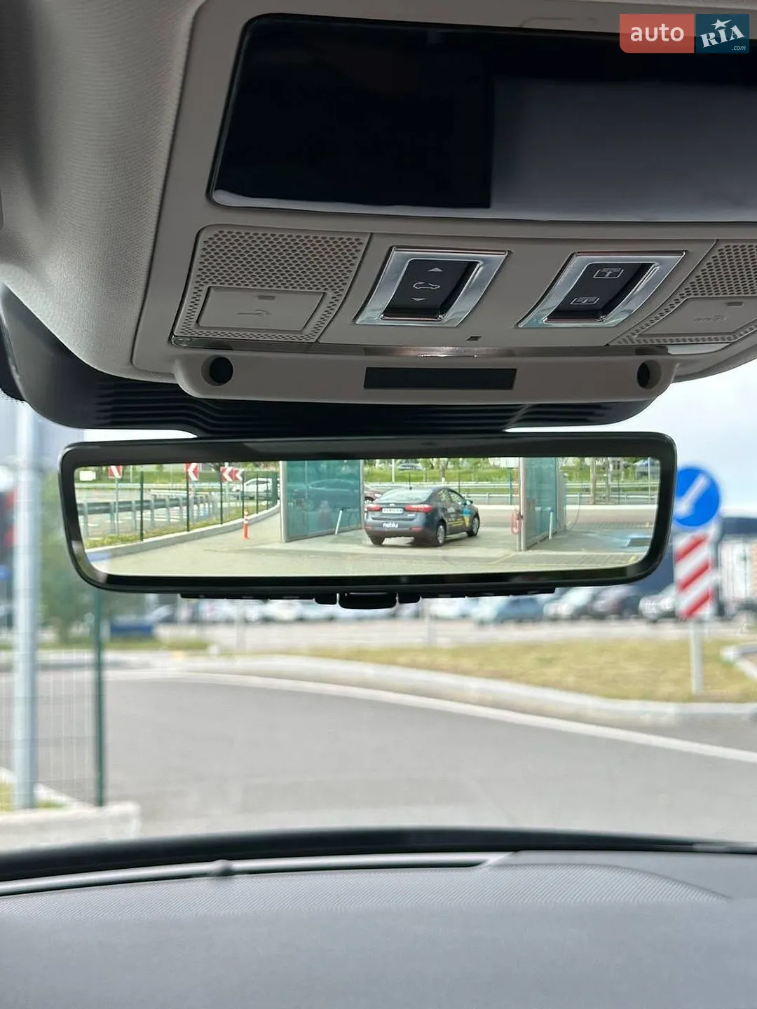 2024 Land Rover Range Rover Evoque - мініатюра 25