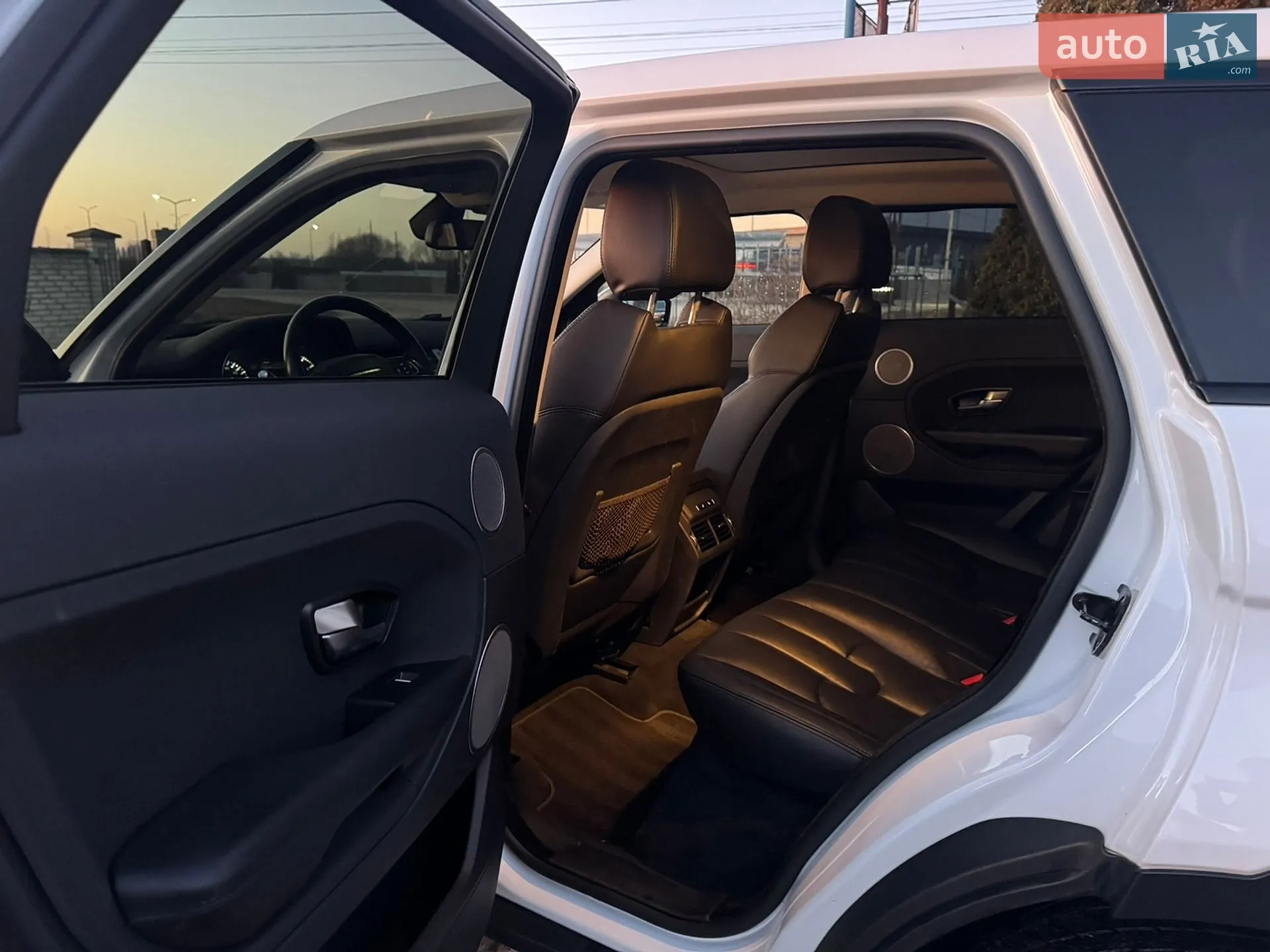 2014 Land Rover Range Rover Evoque - мініатюра 16