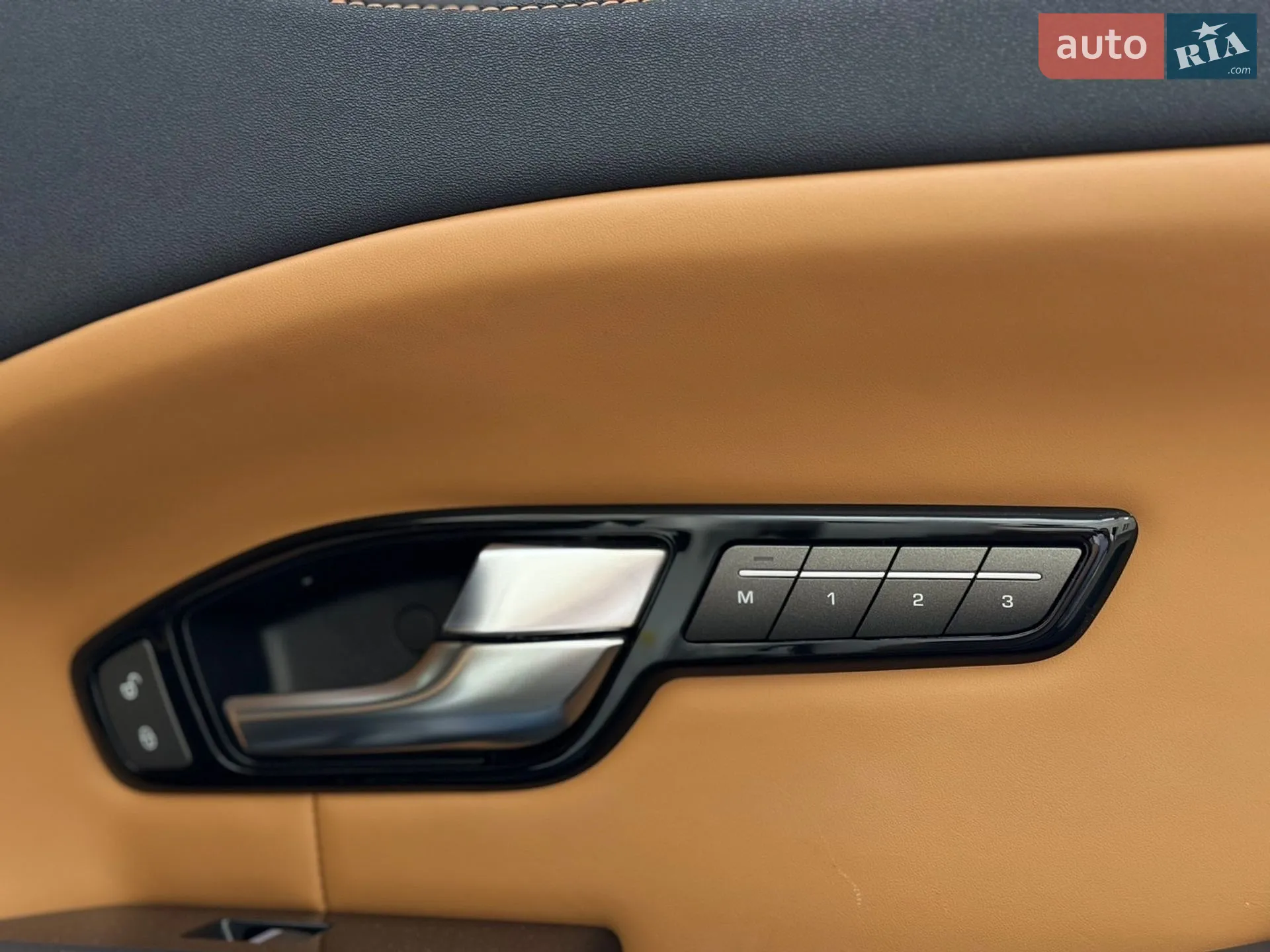 2017 Land Rover Range Rover Evoque - мініатюра 44