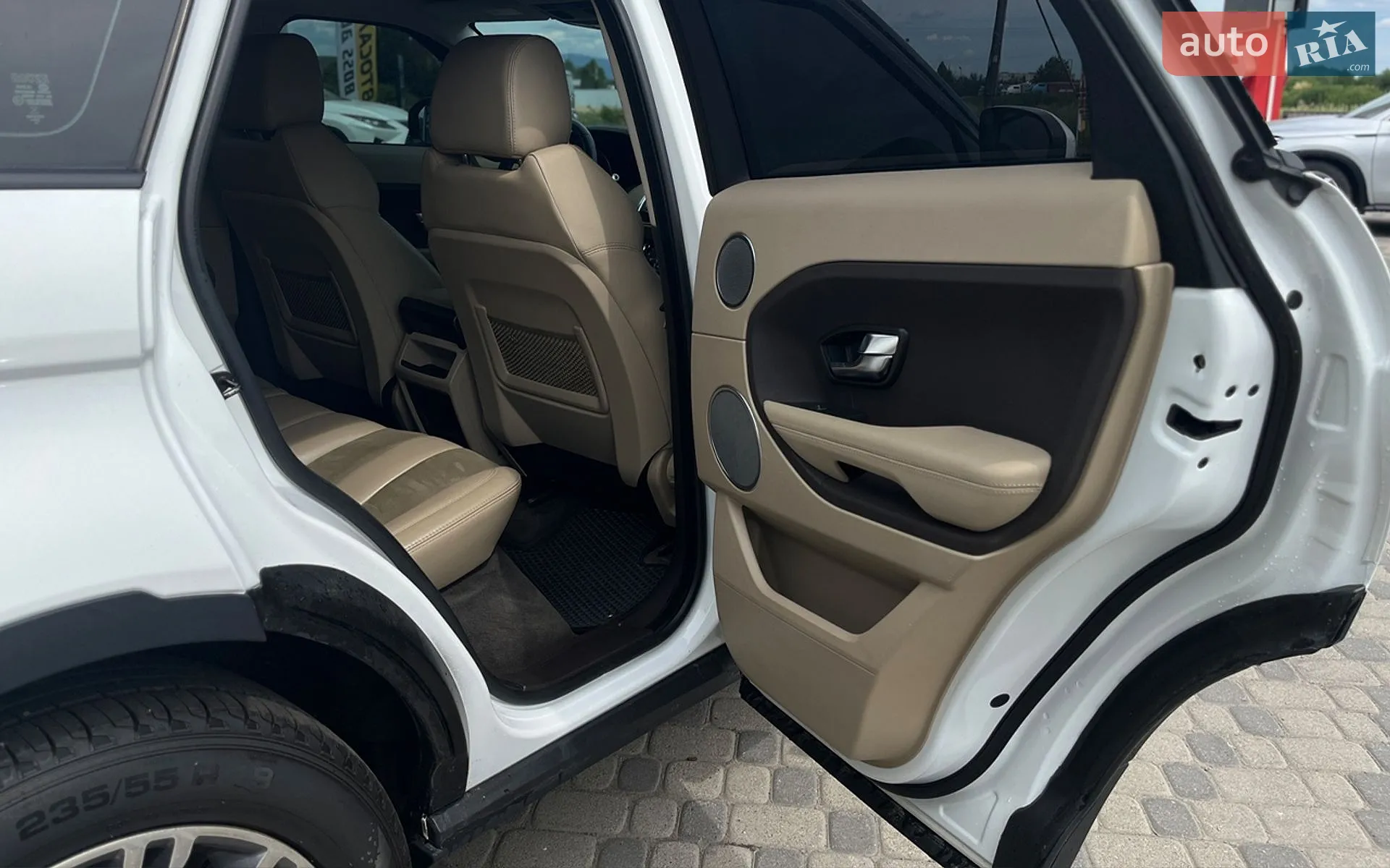 2012 Land Rover Range Rover Evoque - мініатюра 27
