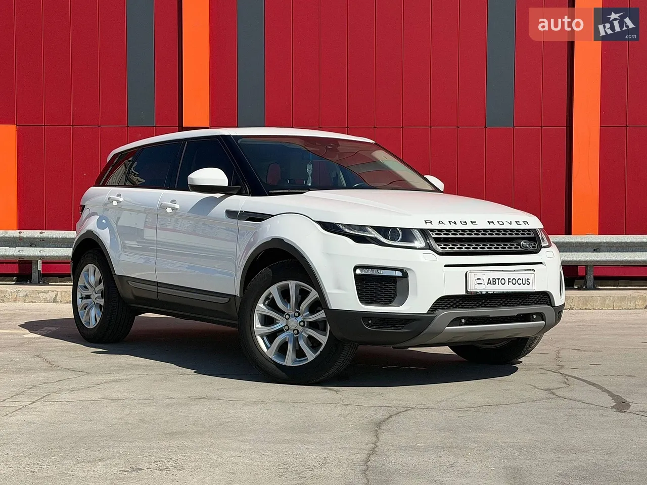 2017 Land Rover Range Rover Evoque - мініатюра 15