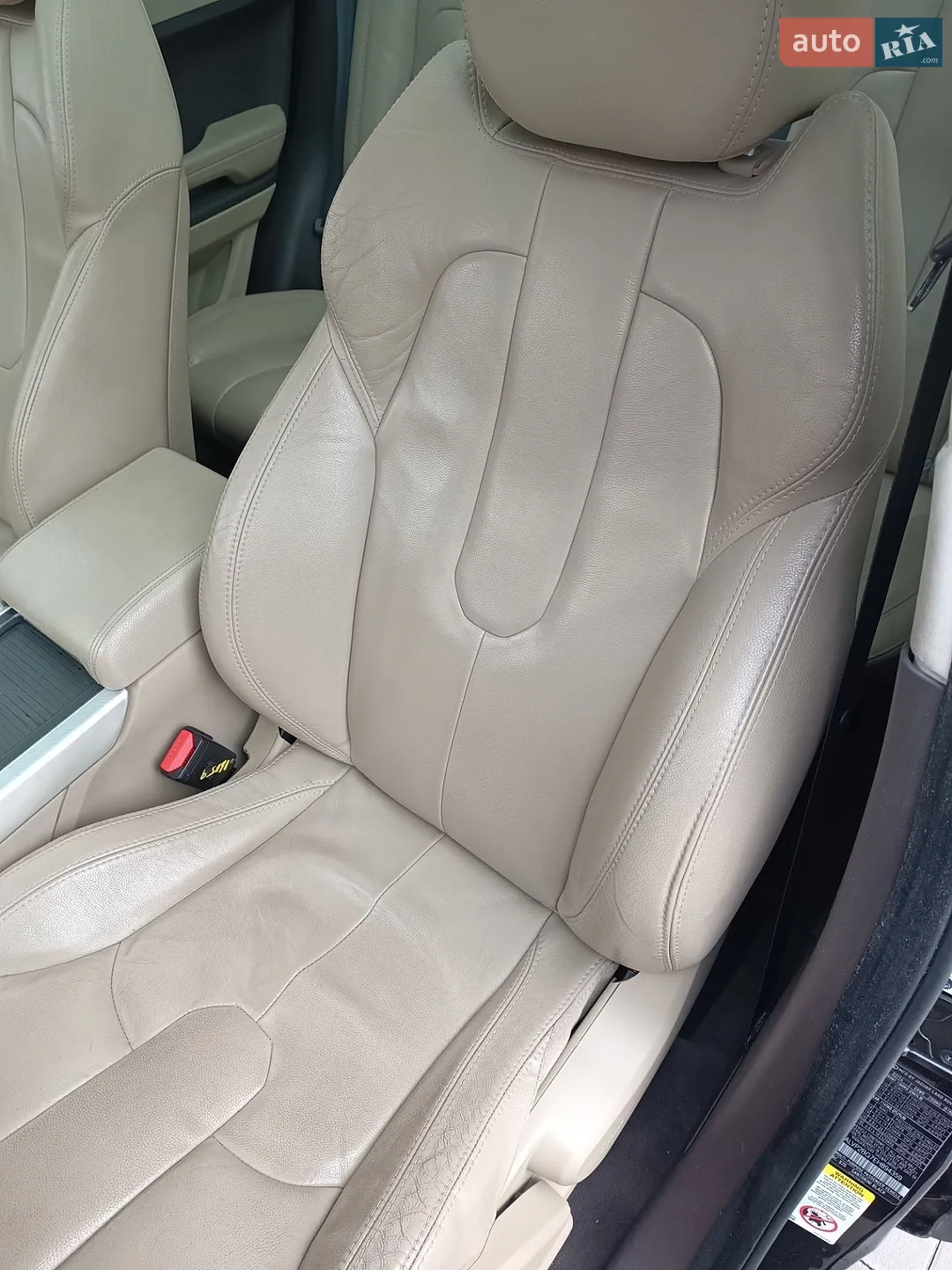 2014 Land Rover Range Rover Evoque - мініатюра 16