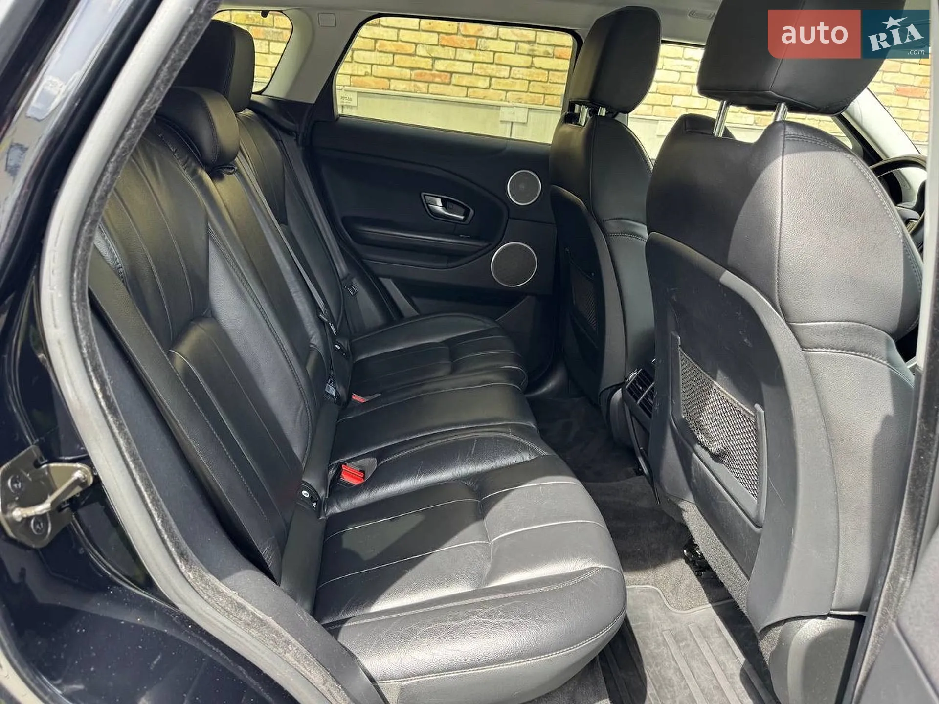 2017 Land Rover Range Rover Evoque - мініатюра 18