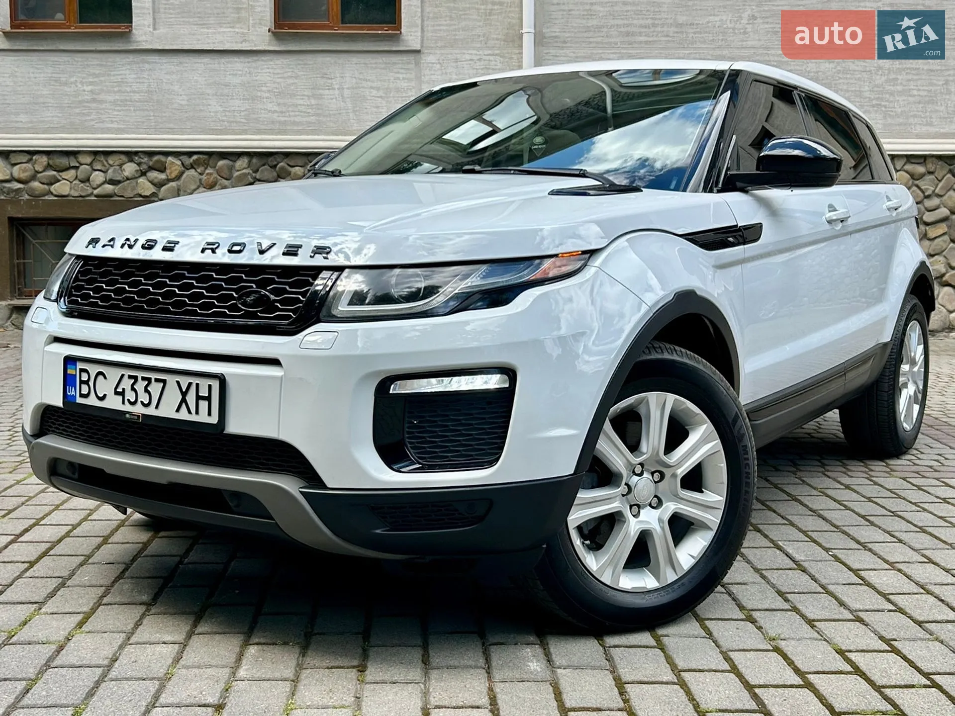 2017 Land Rover Range Rover Evoque - мініатюра 12
