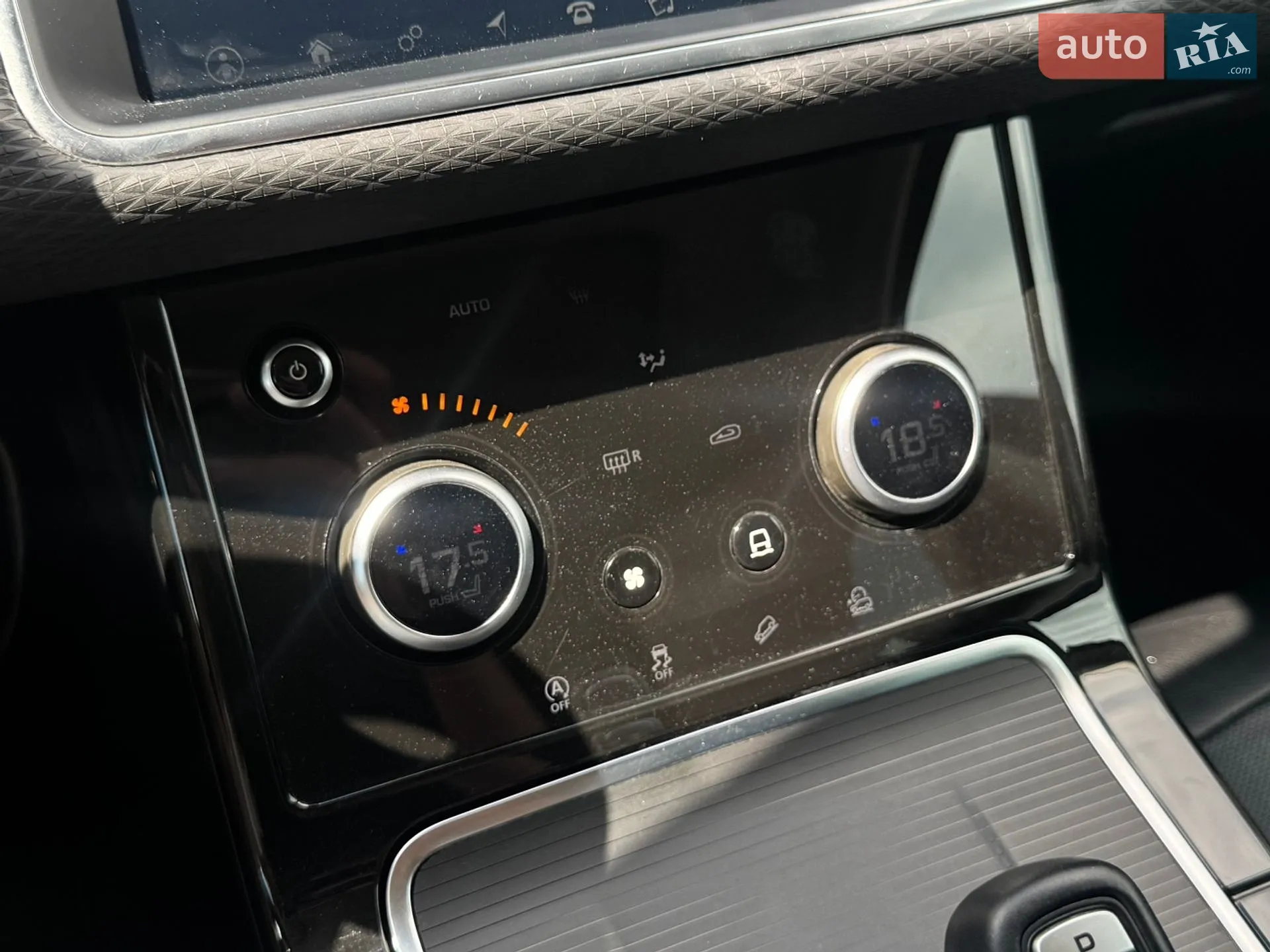 2020 Land Rover Range Rover Evoque - мініатюра 24
