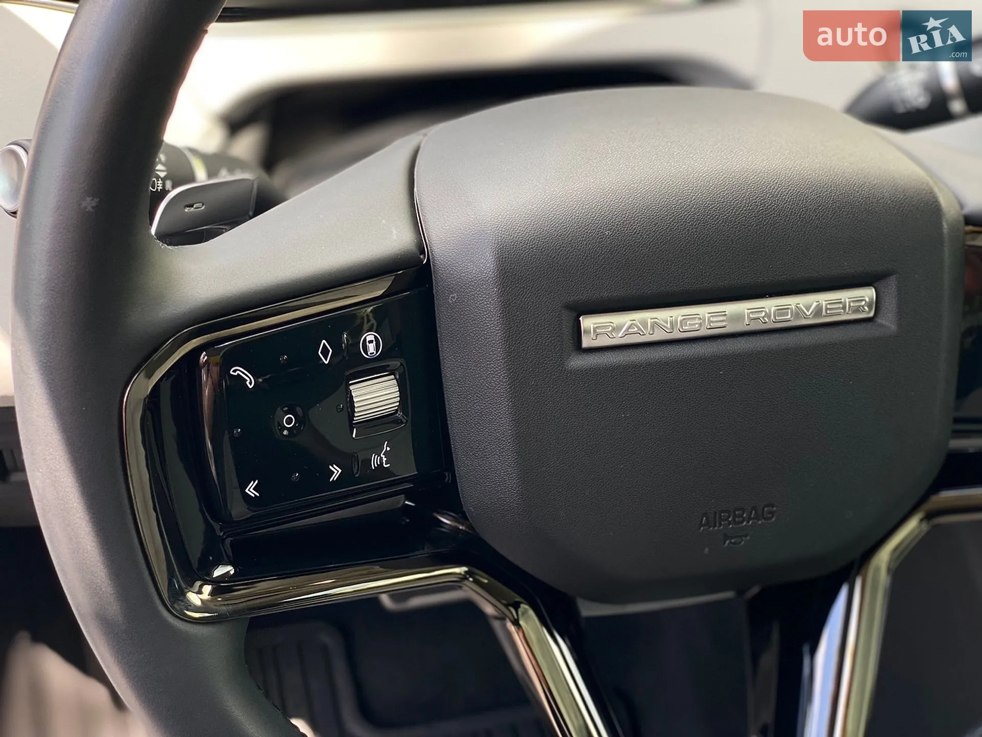 2024 Land Rover Range Rover Evoque - мініатюра 22