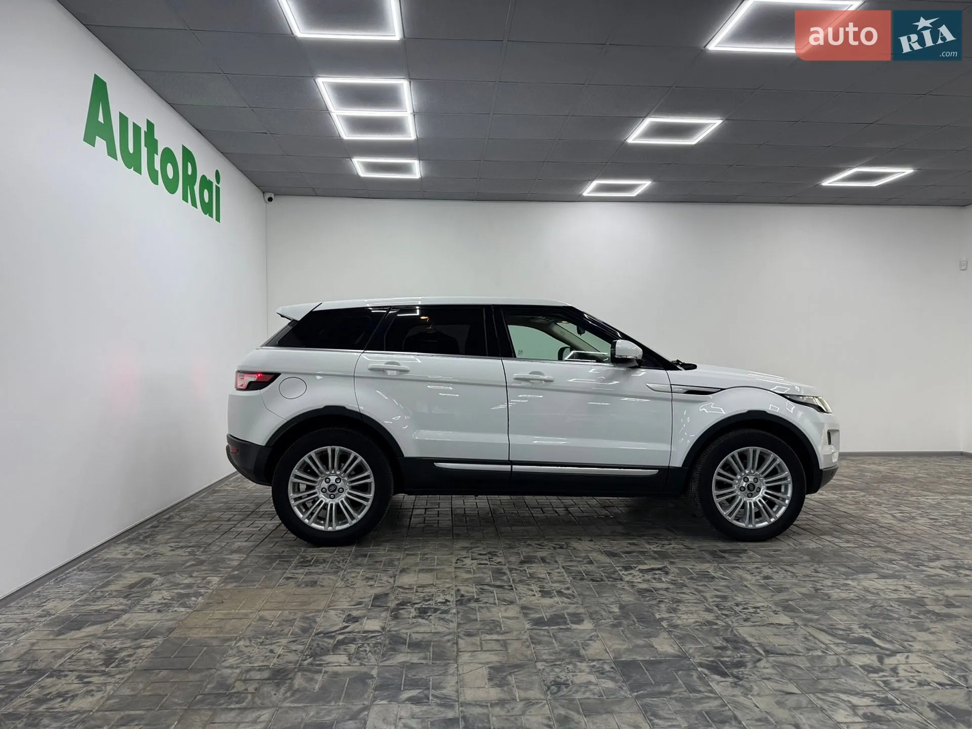 2012 Land Rover Range Rover Evoque - мініатюра 2