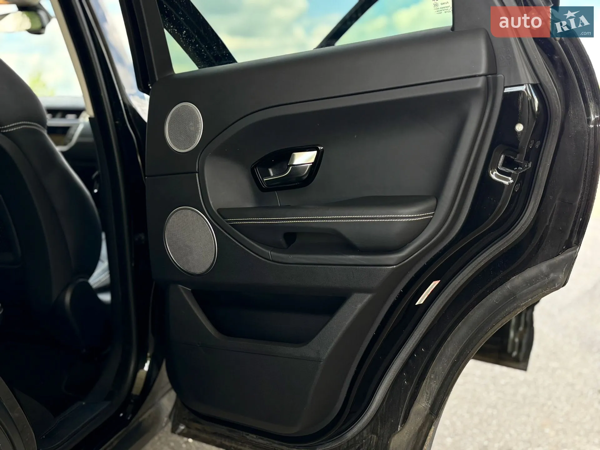2012 Land Rover Range Rover Evoque - мініатюра 18