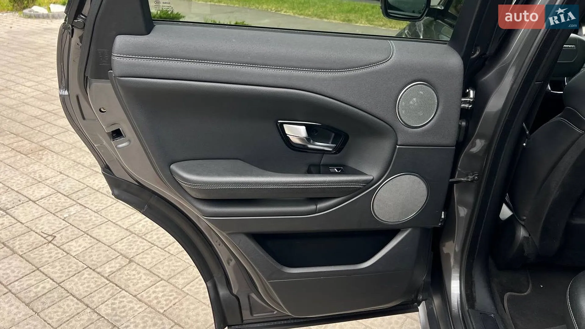 2018 Land Rover Range Rover Evoque - мініатюра 26