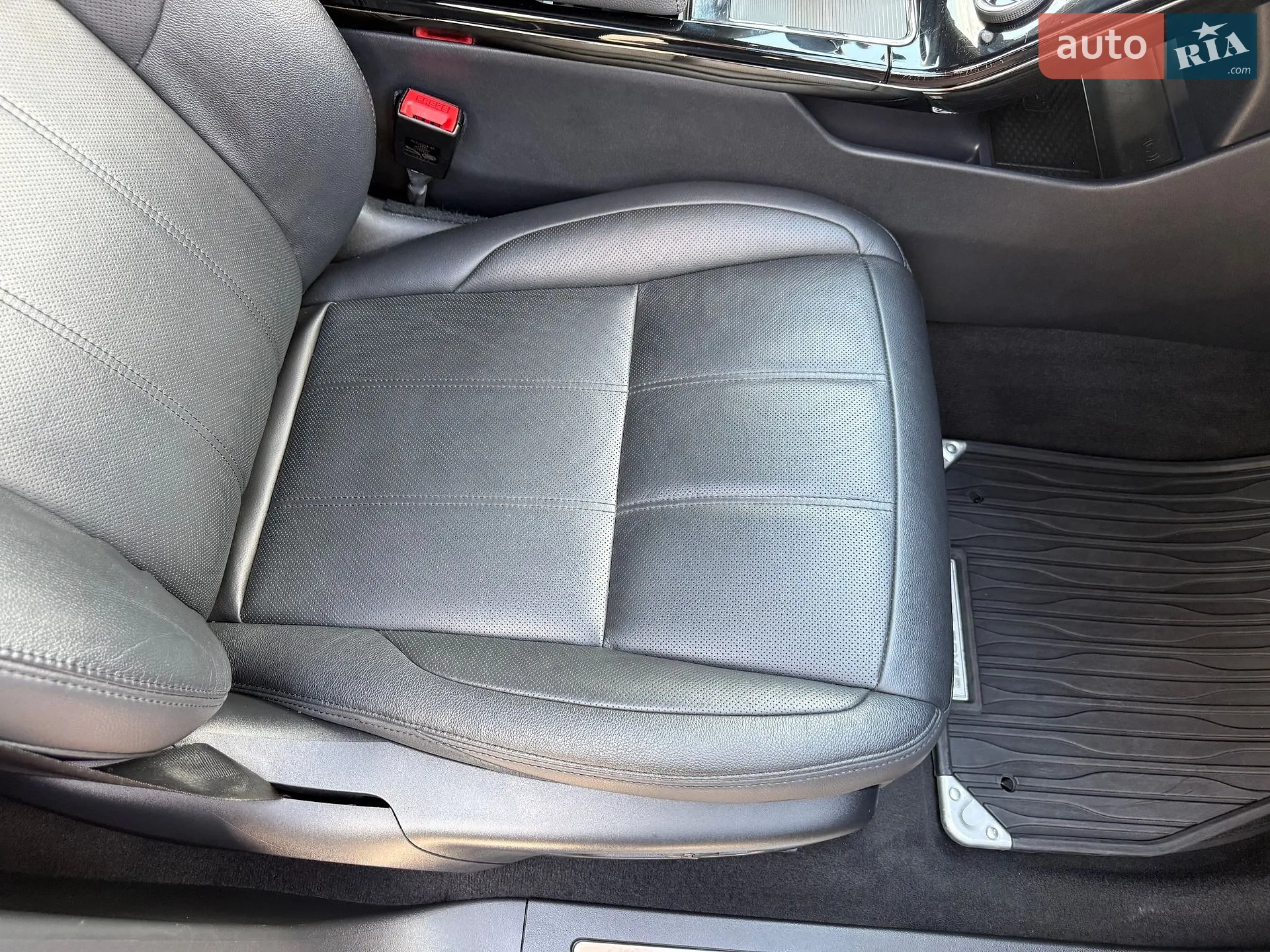 2023 Land Rover Range Rover Evoque - мініатюра 29