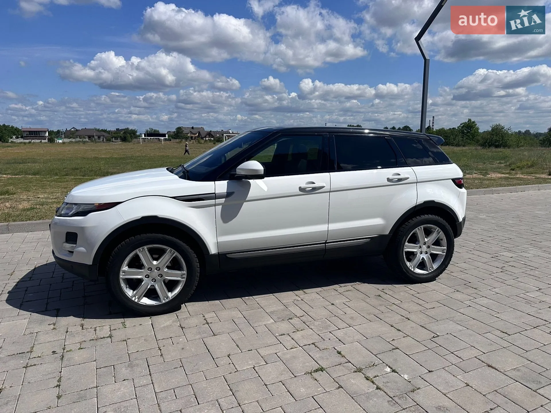 2015 Land Rover Range Rover Evoque - мініатюра 2