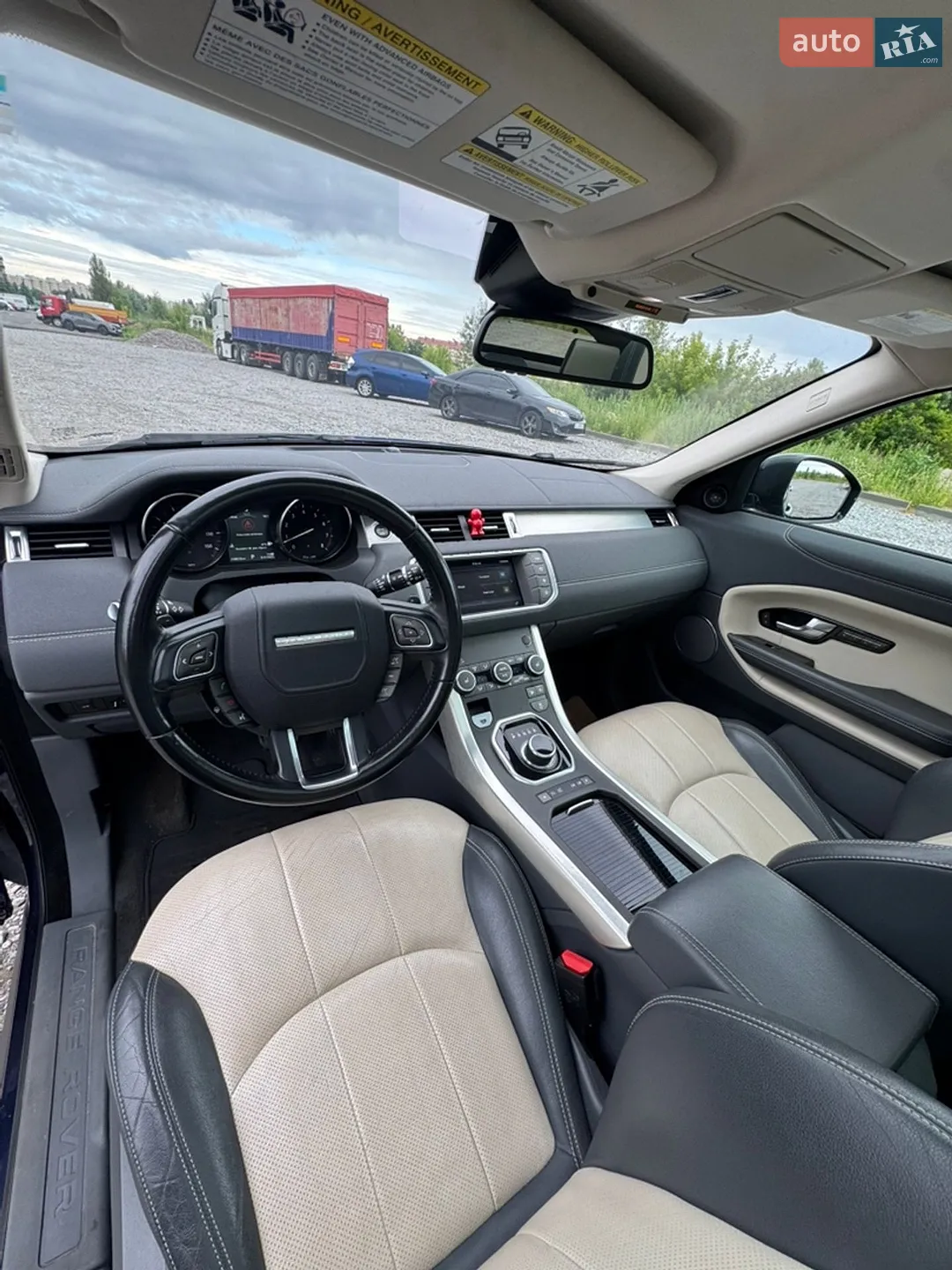 2017 Land Rover Range Rover Evoque - мініатюра 24
