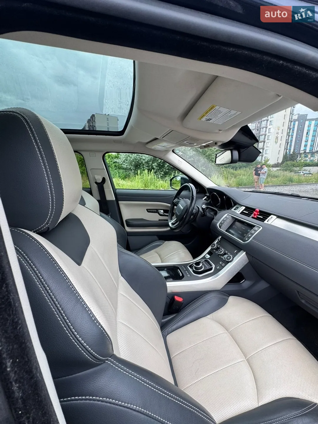 2017 Land Rover Range Rover Evoque - мініатюра 38