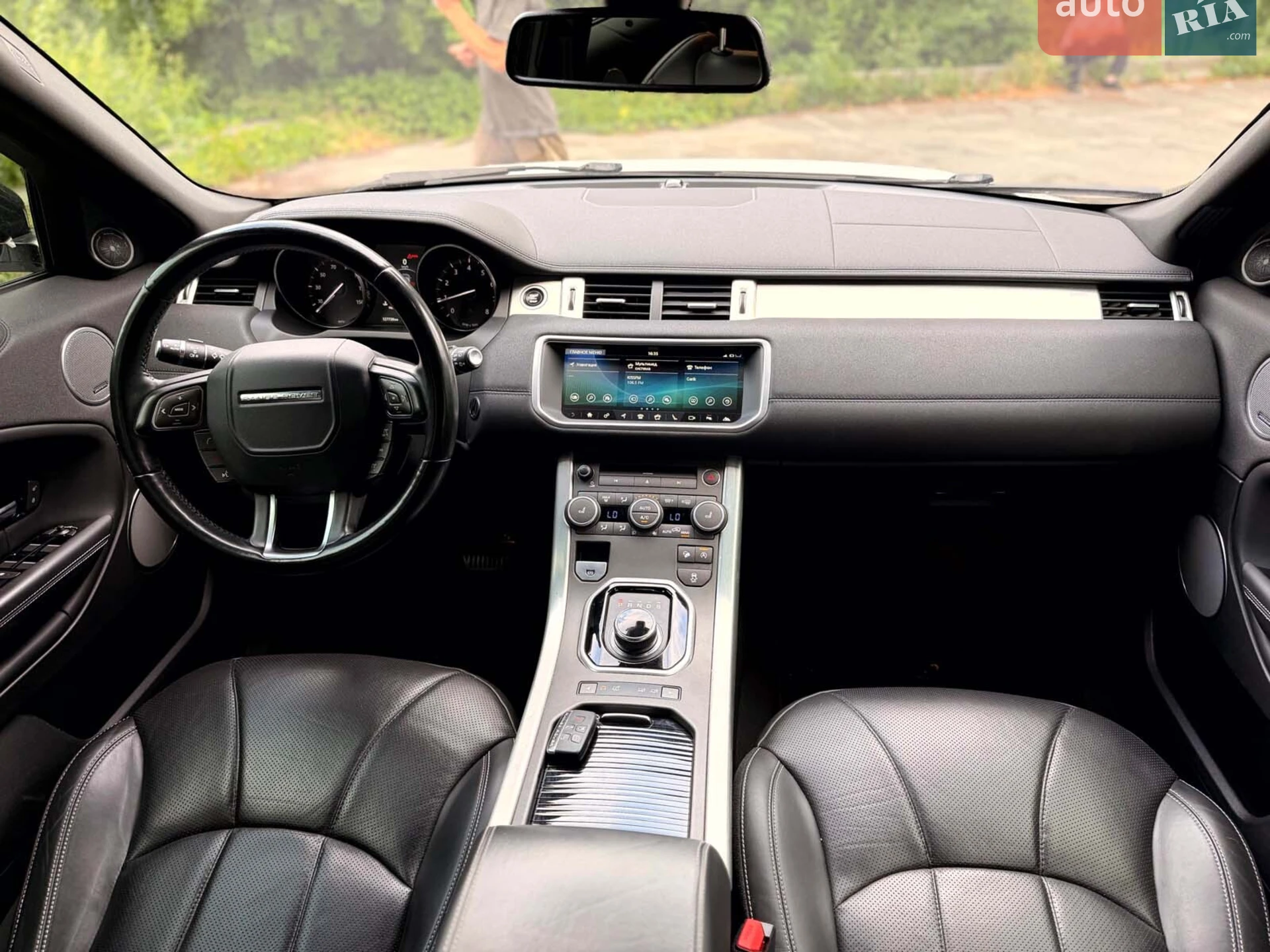 2017 Land Rover Range Rover Evoque - мініатюра 12